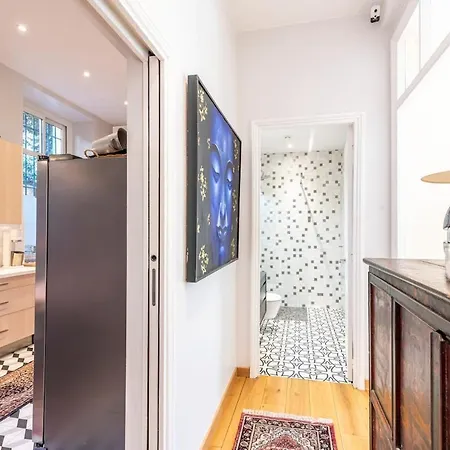 Private Garden 3-bed In Apartment