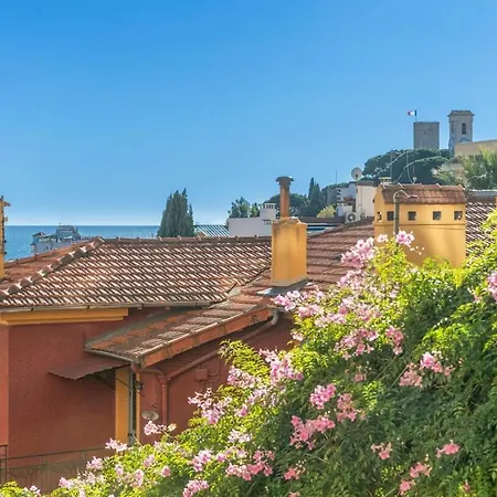 Apartment Private Garden 3-bed In Cannes