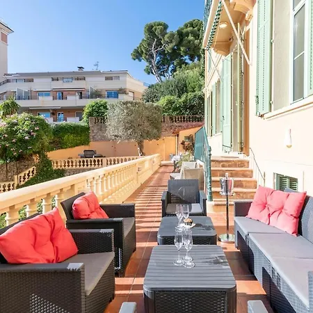 Apartment Private Garden 3-bed In Cannes